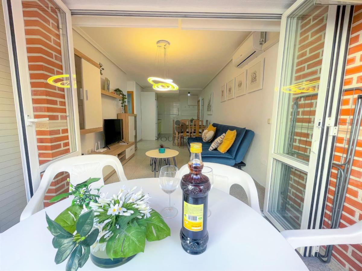 Your Spain C126 Torrevieja Bagian luar foto